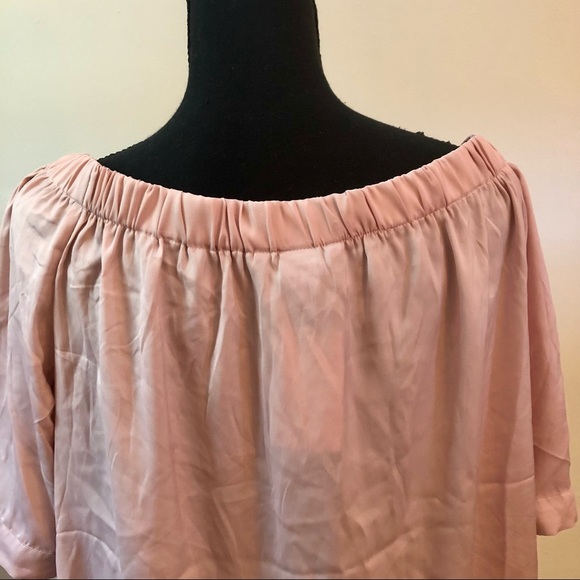 H&M Off The Shoulder Top - Picture 3 of 4